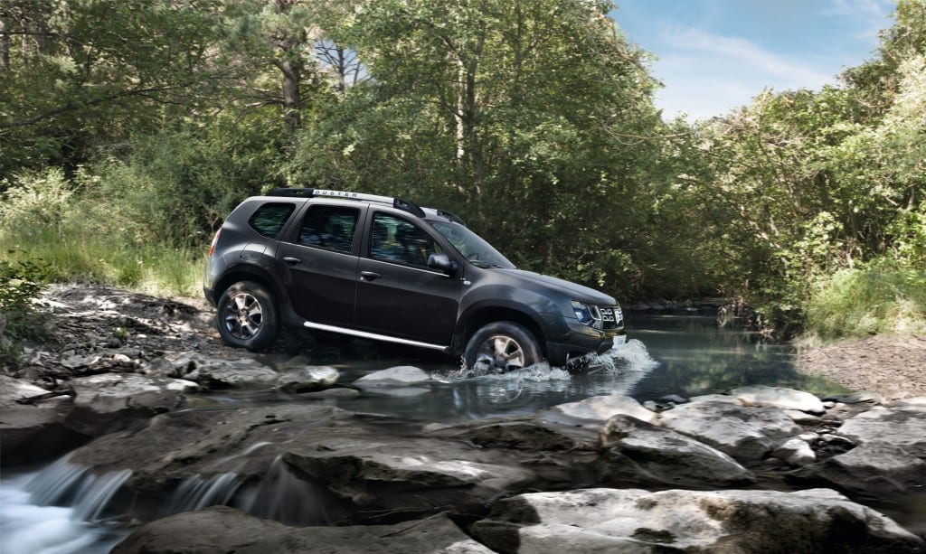 DACIA DUSTER www.e-motoring.com