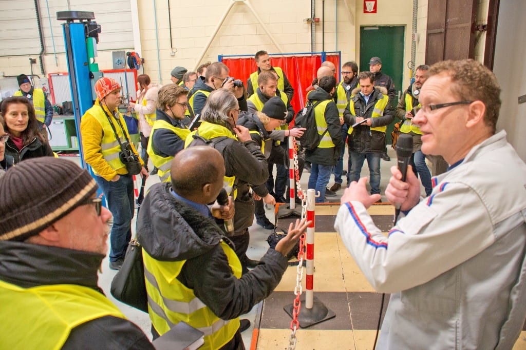 PRESENTATION PRESSE 308