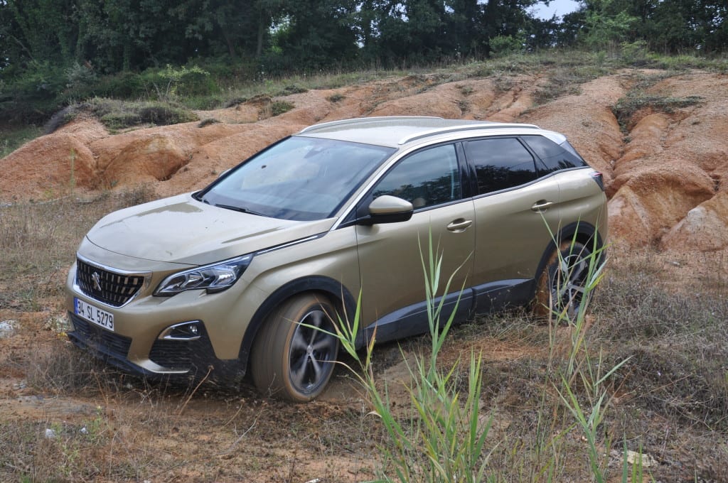 Peugeot 3008 Active 1.6 BlueHDi 