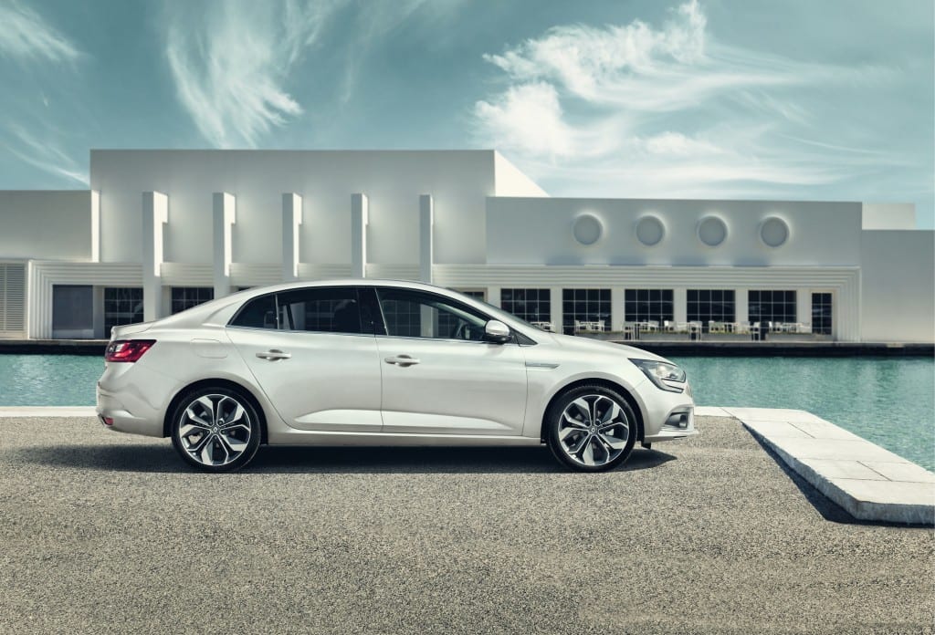 RENAULT MEGANE IV SEDAN (LFF) - PHASE 1