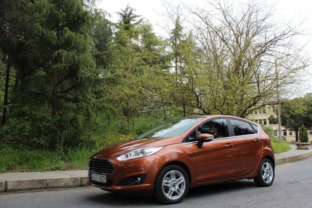 Ford Fiesta www.e-motoring.com