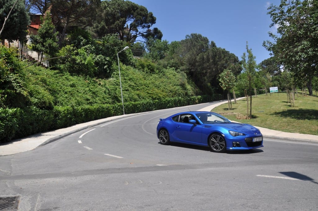 Subaru BRZ 2.0R 6AT