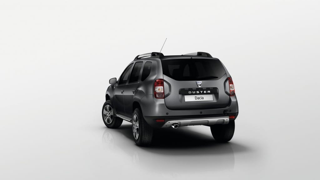 DACIA DUSTER www.e-motoring.com