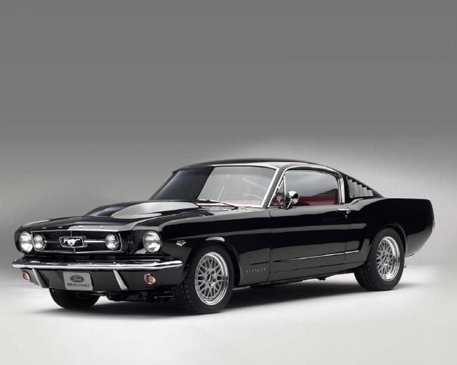 Ford Mustang www.e-motoring.com
