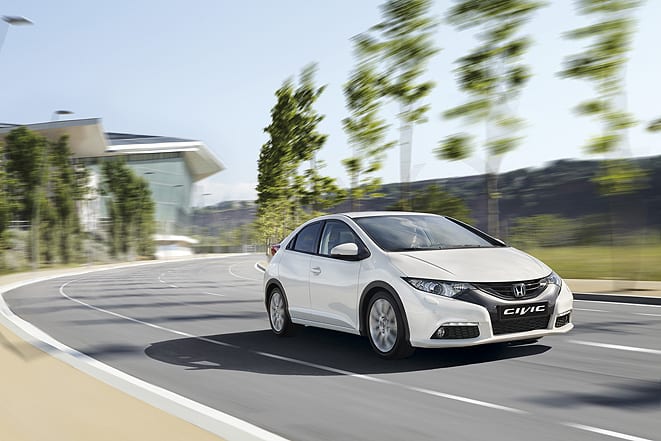 Honda Civic 1.6 i-DTEC www.e-motoring.com