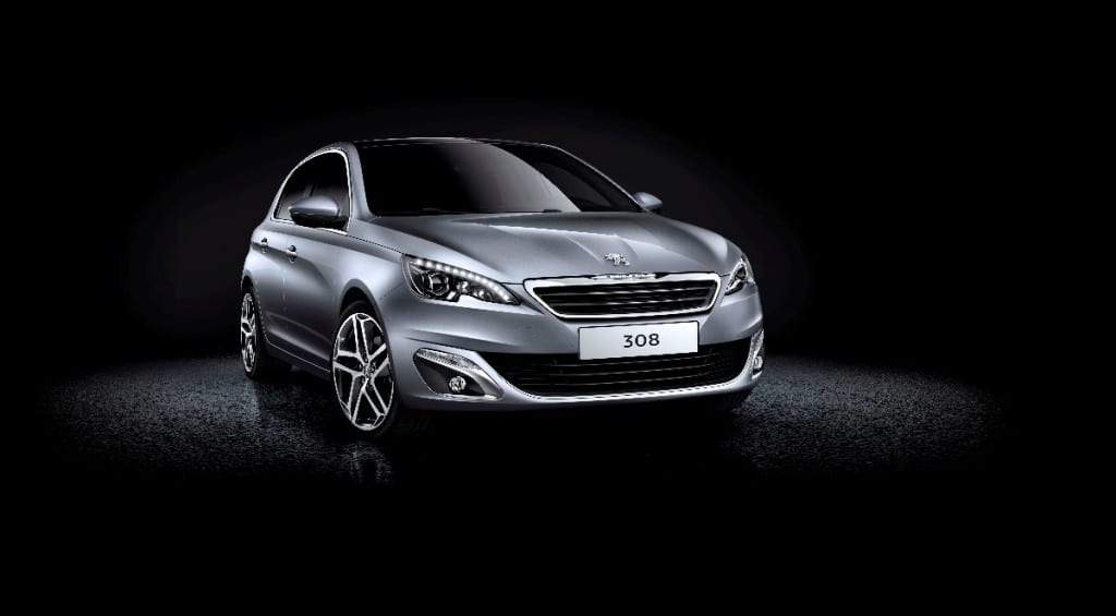Peugeot 308 www.e-motoring.com