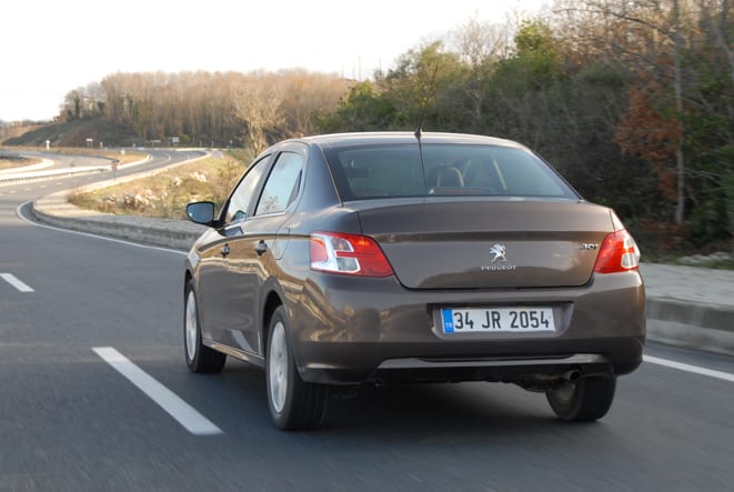 Citroen Elysee-Peugeot 301