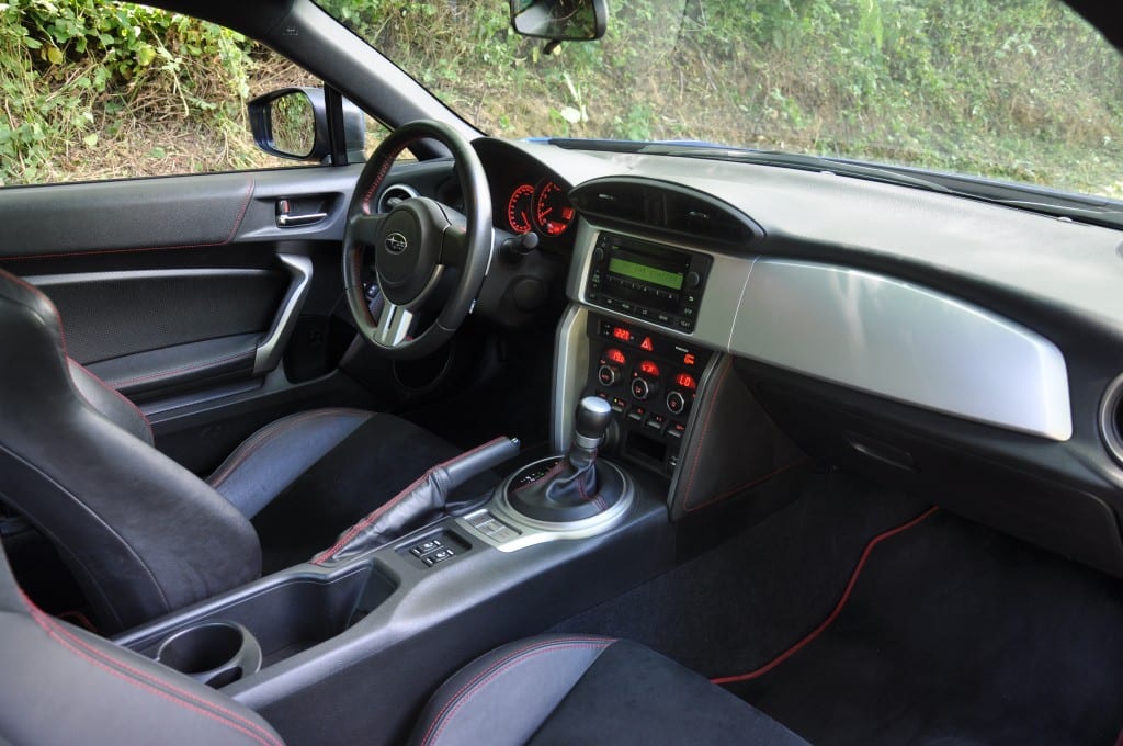 Subaru BRZ 2.0R 6AT