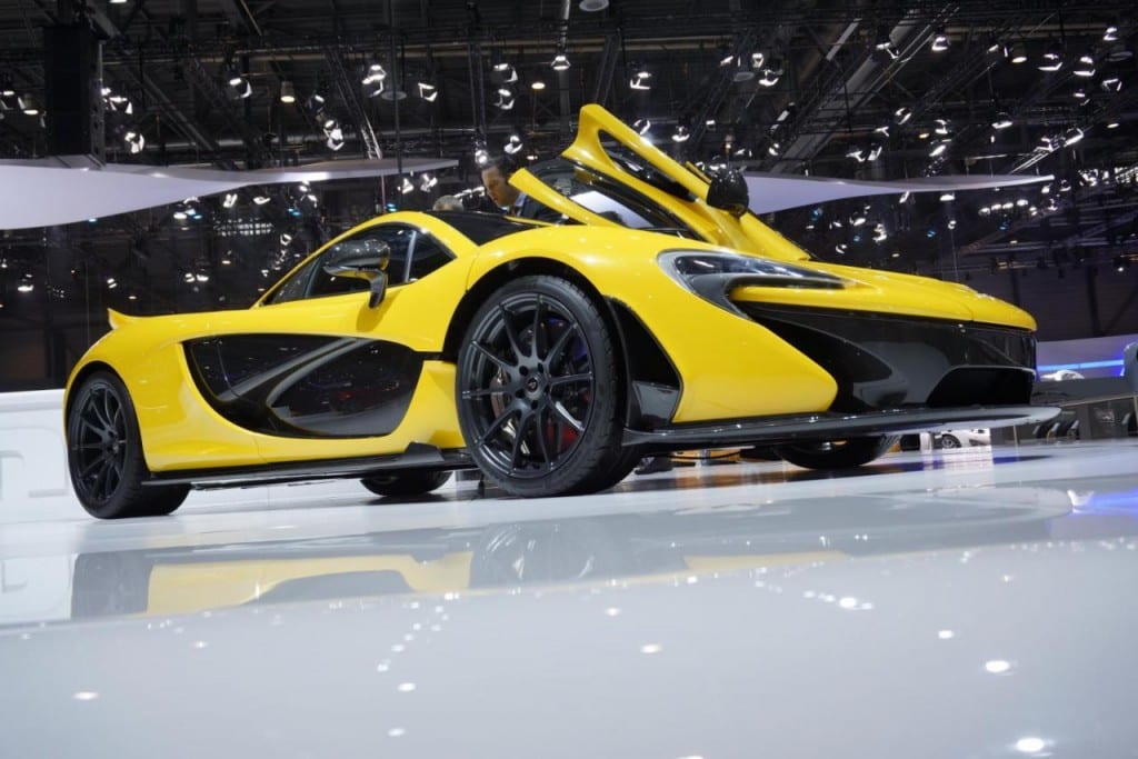 McLaren P1 www.e-motoring.com