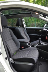 Nissan Qashqai 1.2 DIG-T Tekna  www.e-motoring.com