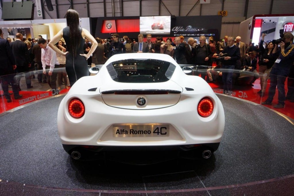 Alfa Romeo 4C www.e-motoring.com