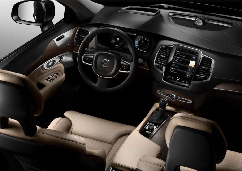 Volvo XC90 www.e-motoring.com