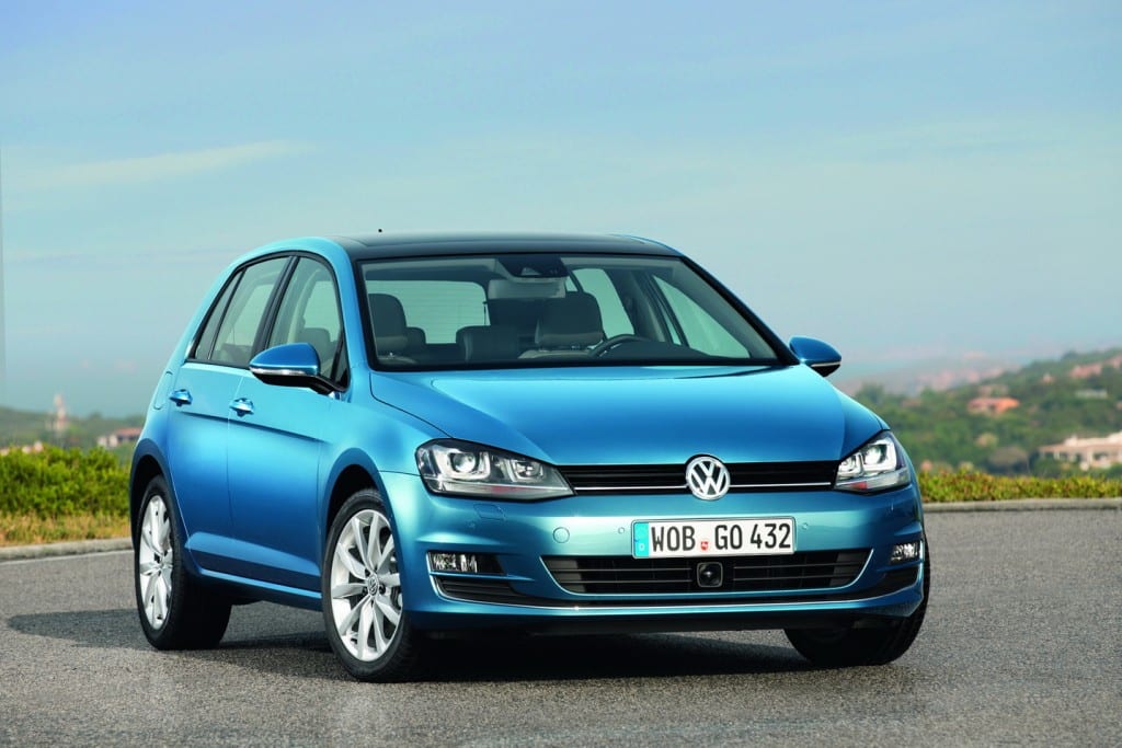 Volkswagen Golf, Pirelli www.e-motoring.com