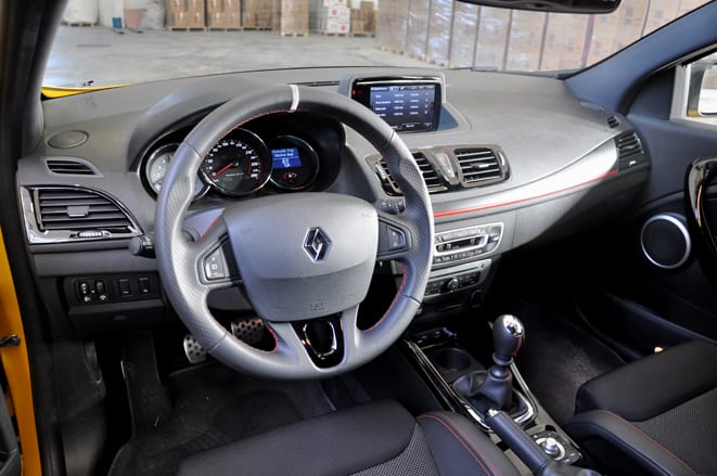 Renault Megane RS www.e-motoring.com