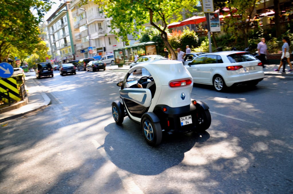 Renault Twizy Life www.e-motoring.com