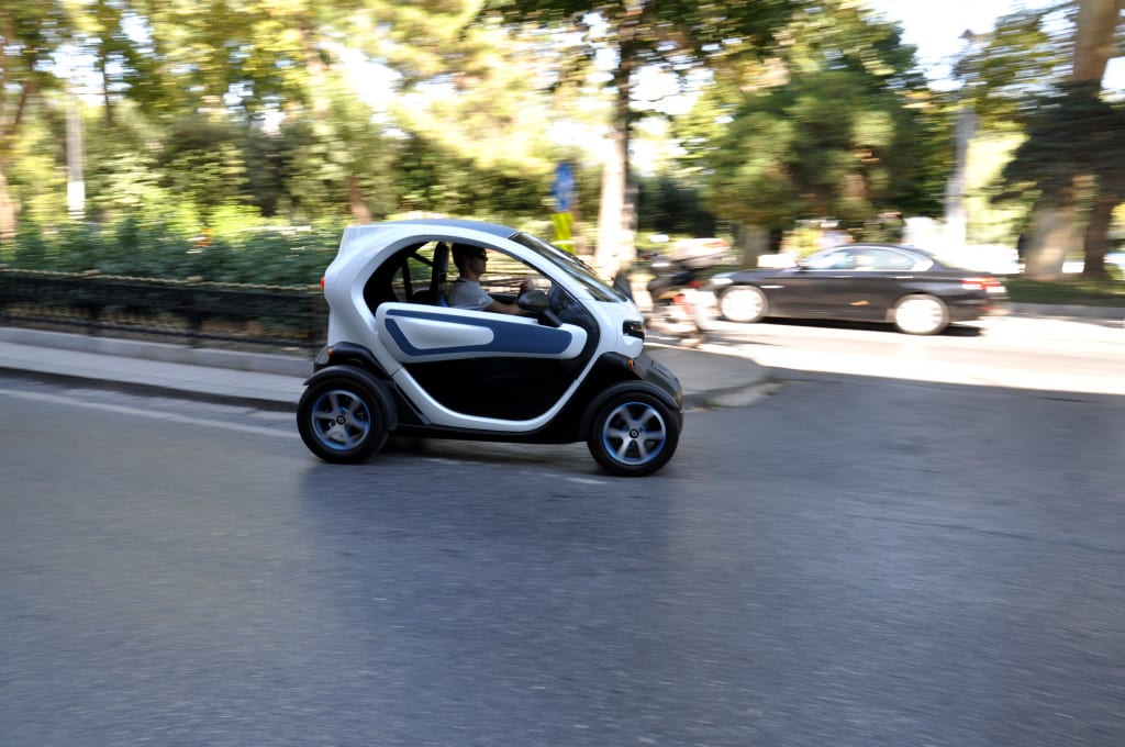 Renault Twizy Life www.e-motoring.com