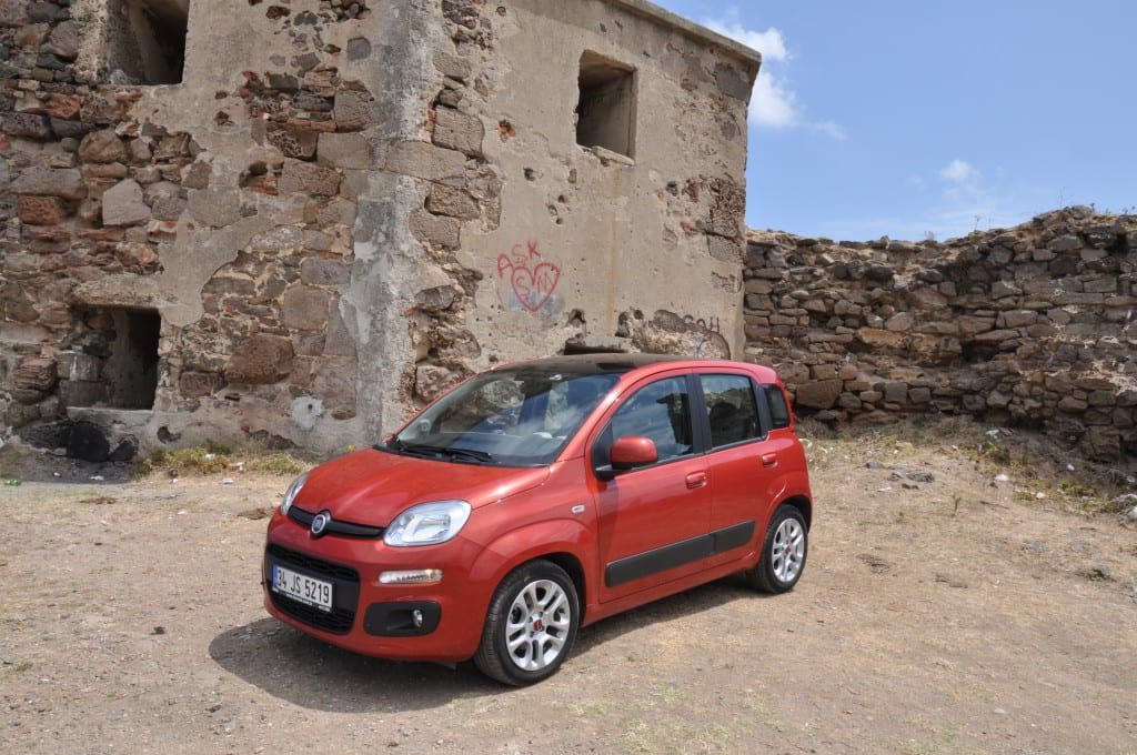 Fiat Panda www.e-motoring.com
