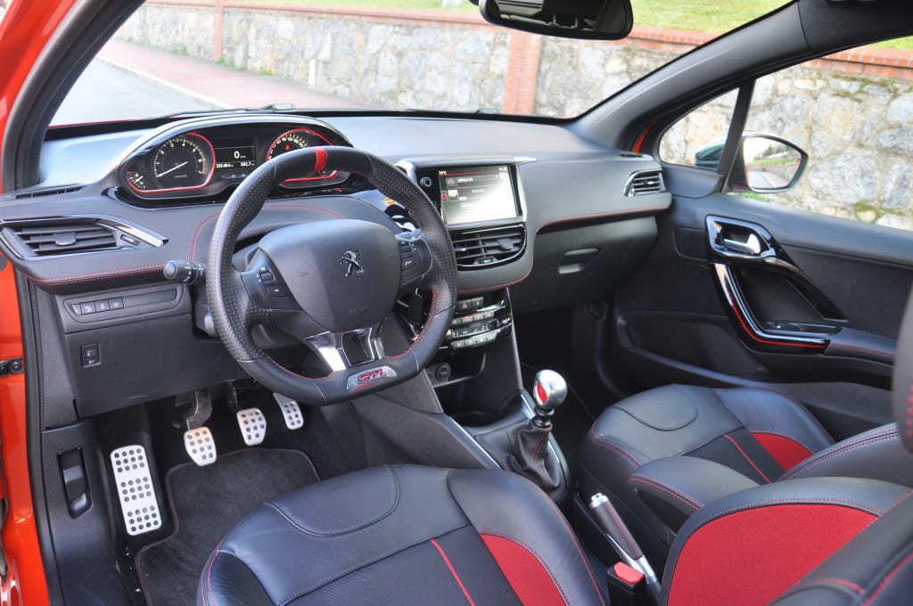 Peugeot 208 GTI