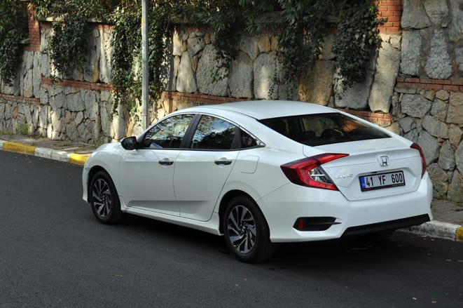 Honda Civic 1.6 Sedan 