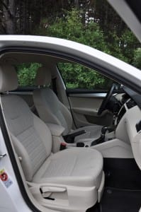 Skoda Octavia 1.6 CR DSG www.e-motoring.com