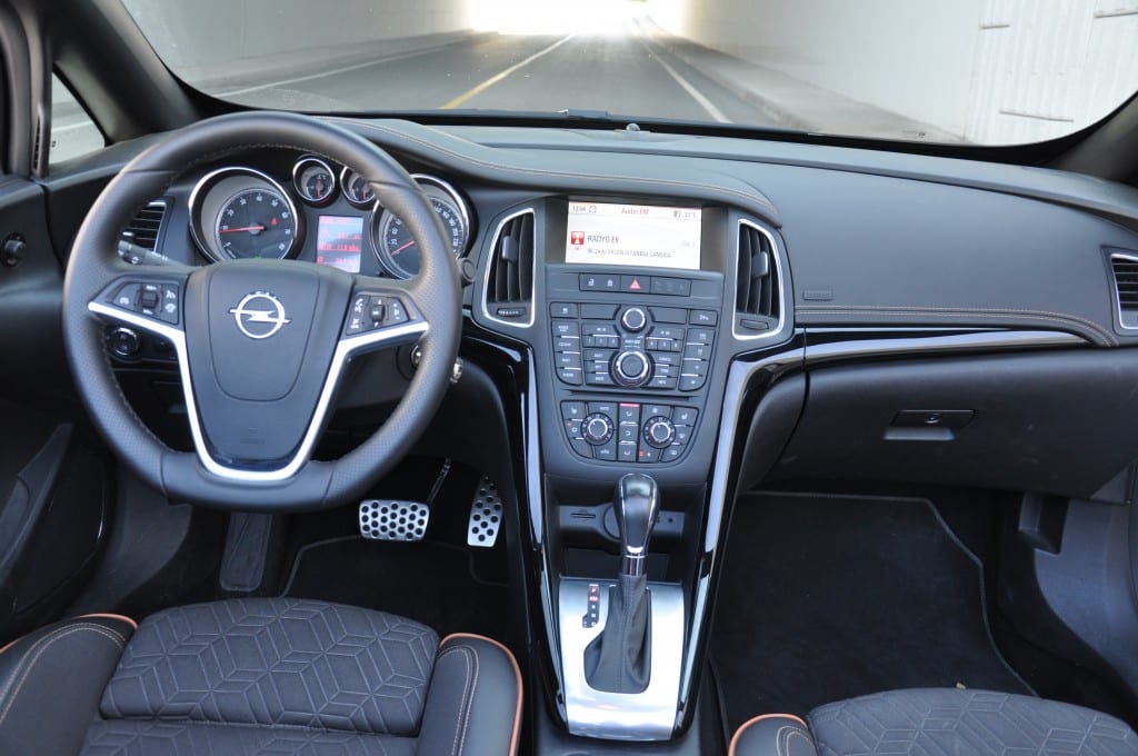 Opel Cascada 1.6 SIDI Turbo ECOTEC www.e-motoring.com
