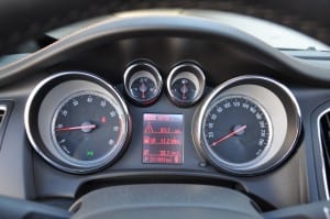 Opel Cascada 1.6 SIDI Turbo ECOTEC www.e-motoring.com