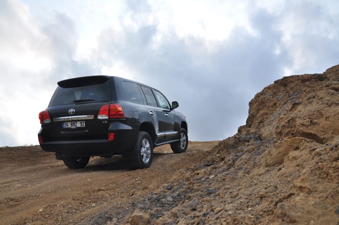 Toyota Land Cruiser www.e-motoring.com