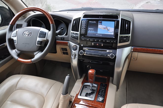 Toyota Land Cruiser www.e-motoring.com