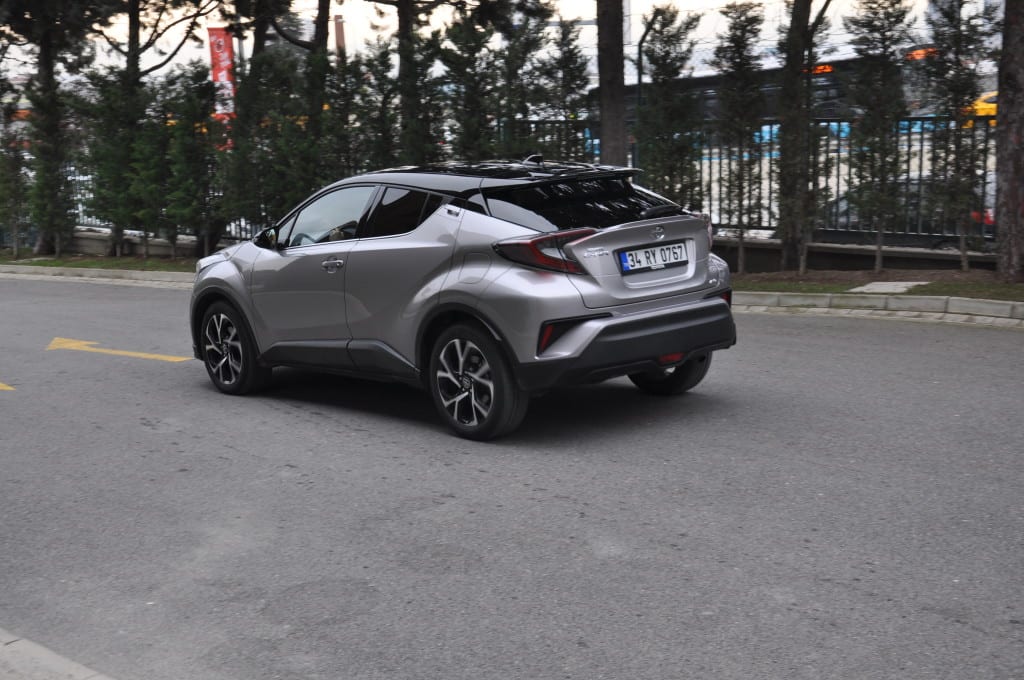 Toyota C-HR 1.2 Turbo 4x4 Multidrive S
