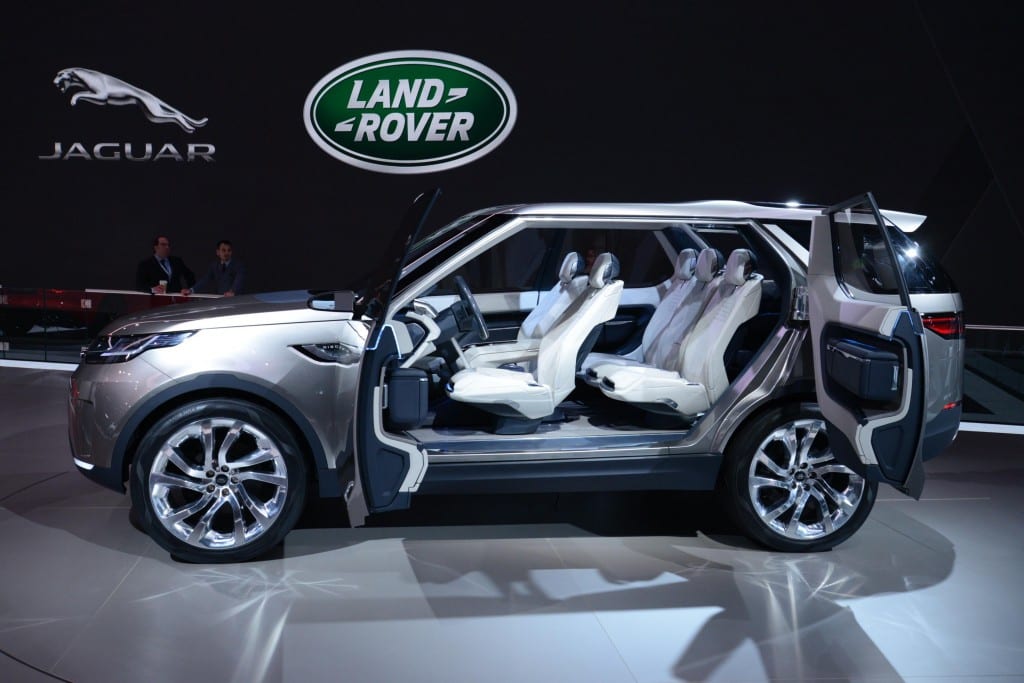 Land Rover Discovery www.e-motoring.com