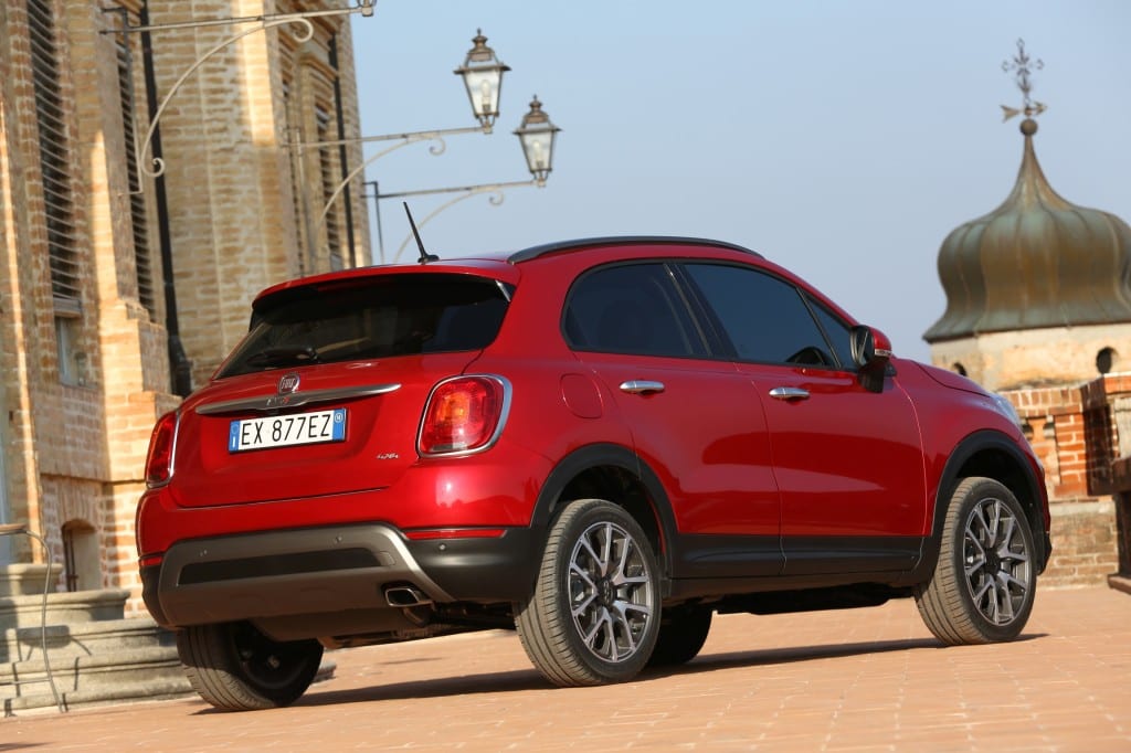 FIAT 500X CROSS_ www.e-motoring.com