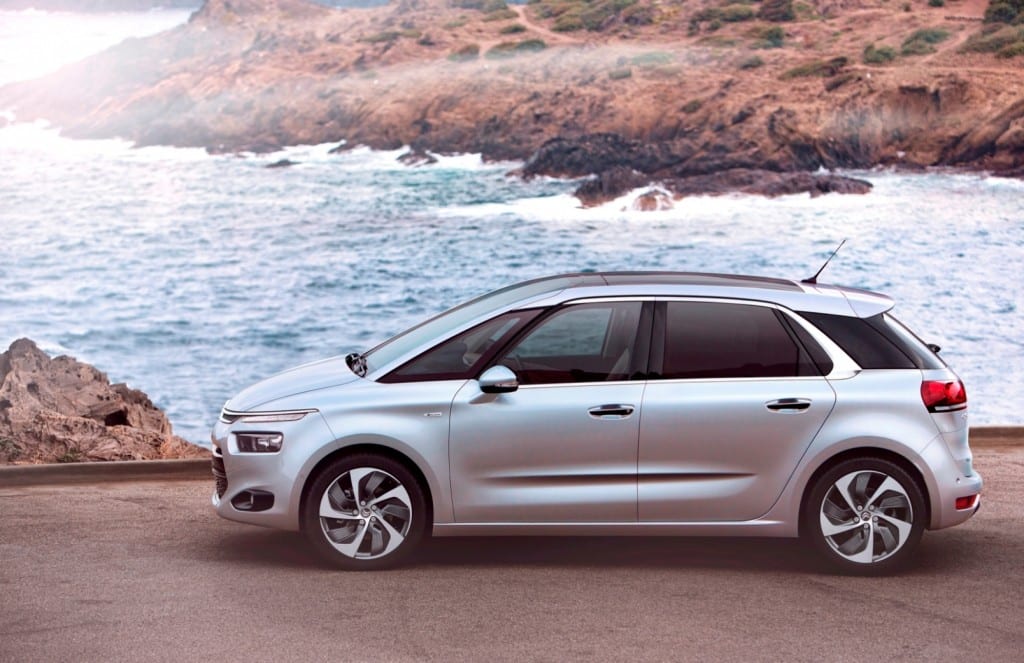 Citroën C4 Picasso www.e-motoring.com