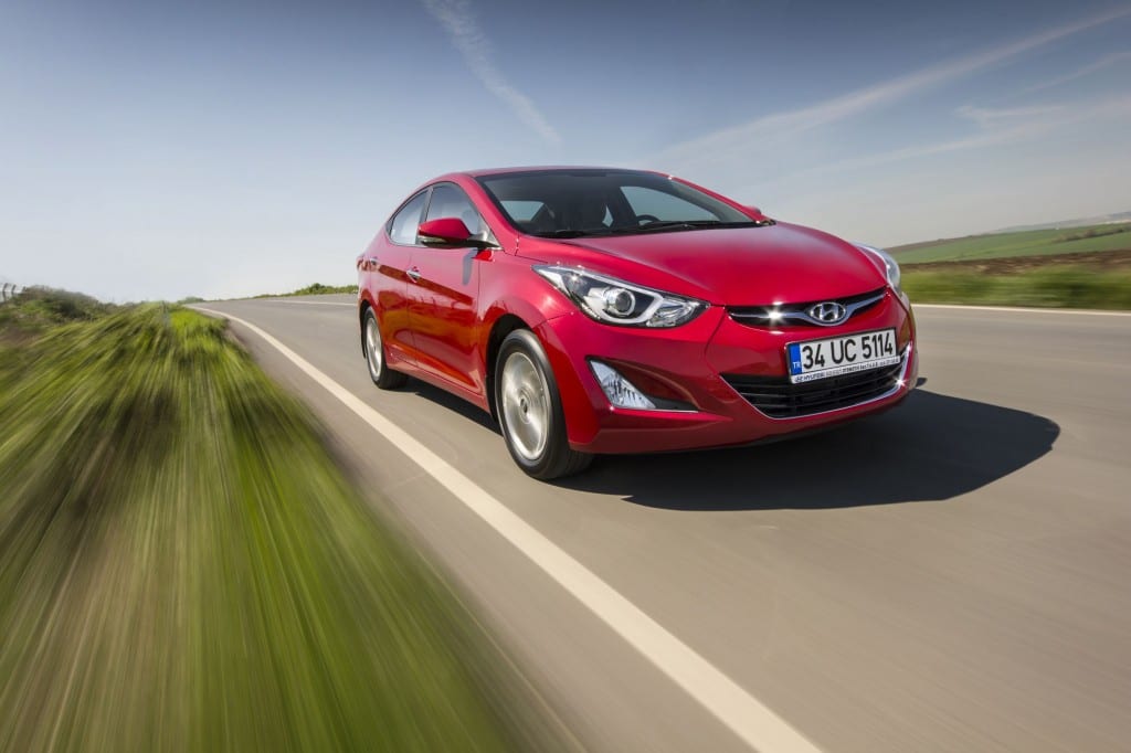 Hyundai Elantra www.e-motoring.com