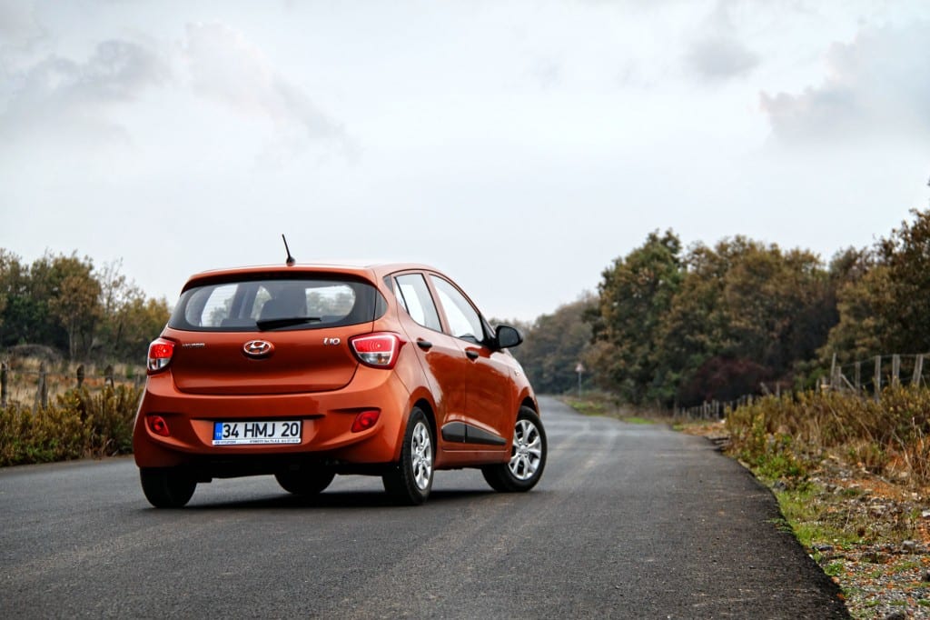 Hyundai i10 www.e-motoring.com