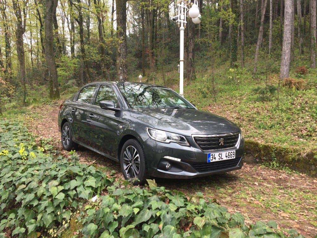 Peugeot 301