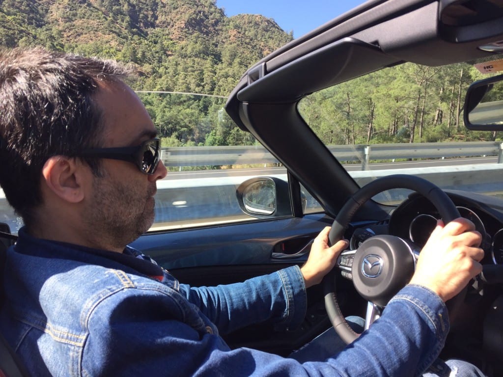 Mazda MX-5 www.e-motoring.com