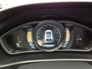 Volvo V40 D2 www.e-motoring.com