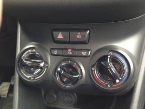 Peugeot 1.2 VTi www.e-motoring.com