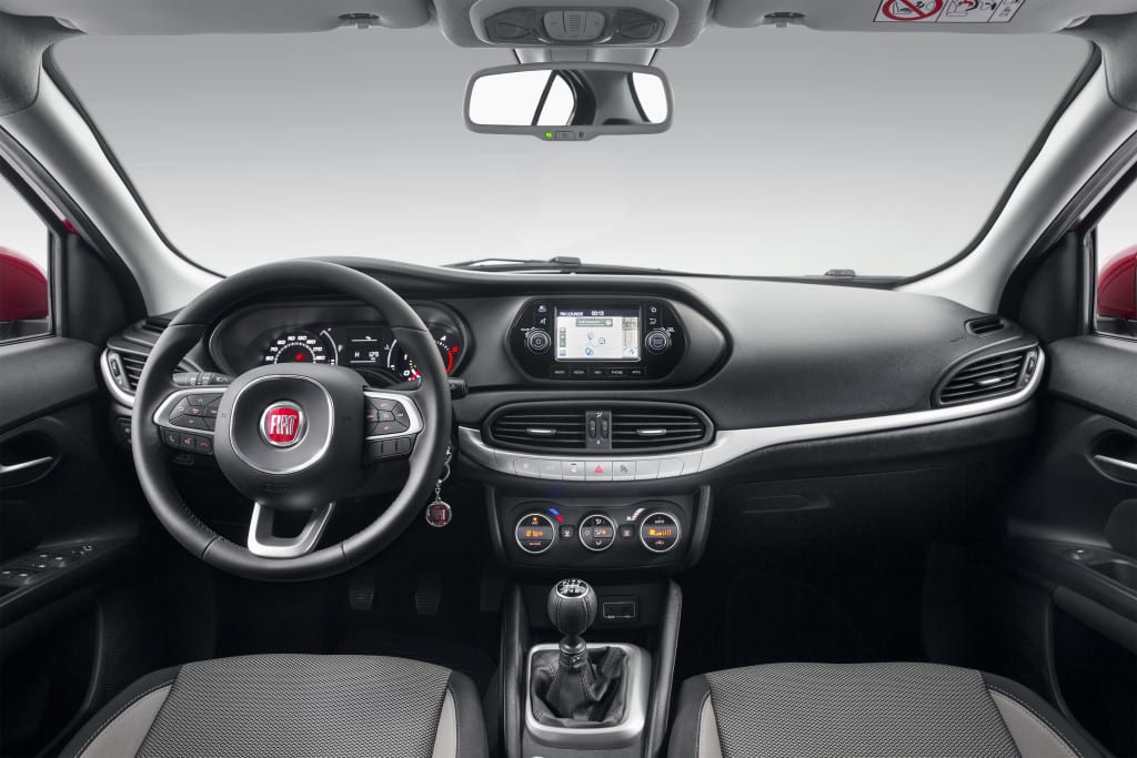 Fiat Egea kokpit