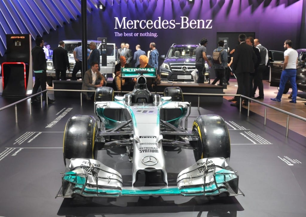 Mercedes-AMG Petronas 2014 F1 Dünya ?ampiyonu Gümü? Ok Arac?