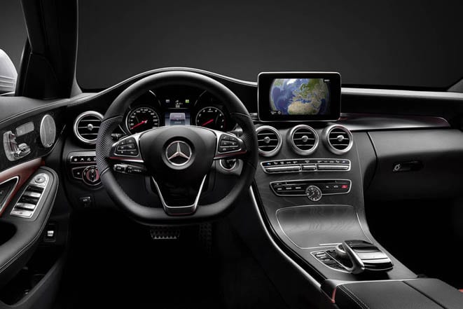 Mercedes-Benz C Serisi www.e-motoring.com