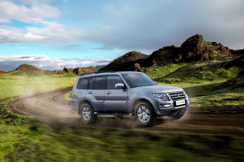 Mitsubishi_Pajero_3Milyon03