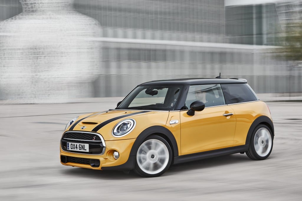MINI Cooper S www.e-motoring.com