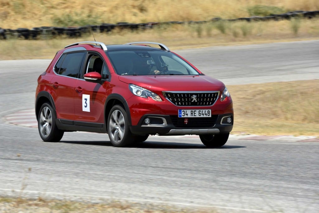 Yeni Peugeot 2008