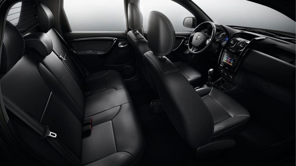 Renault Duster Oroch www.e-motoring.com