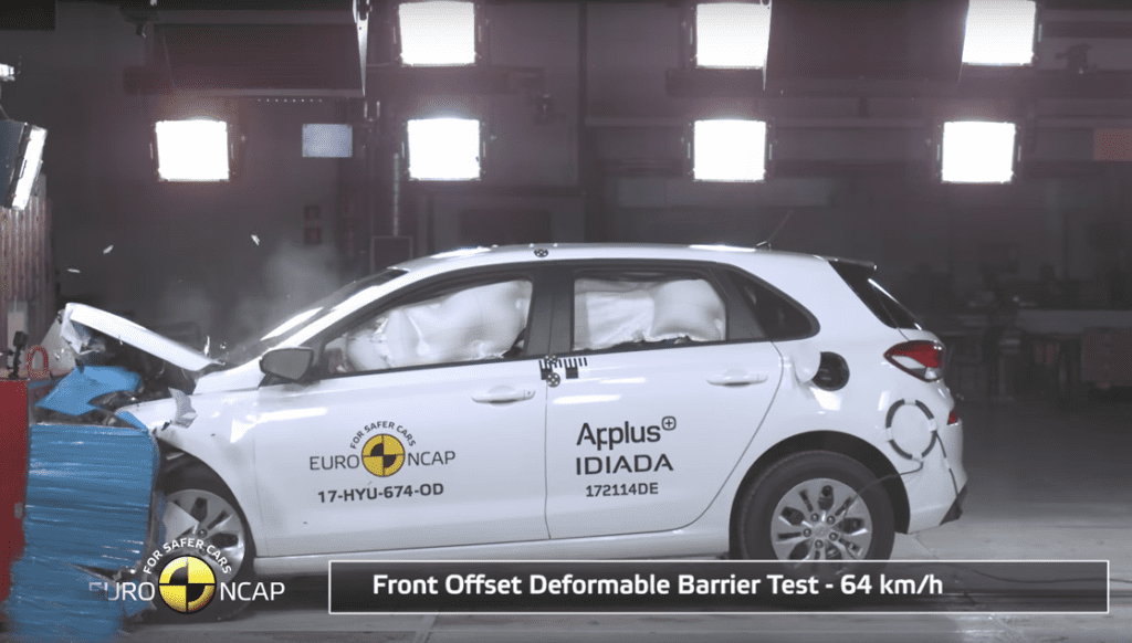 Hyundai i30 crash test