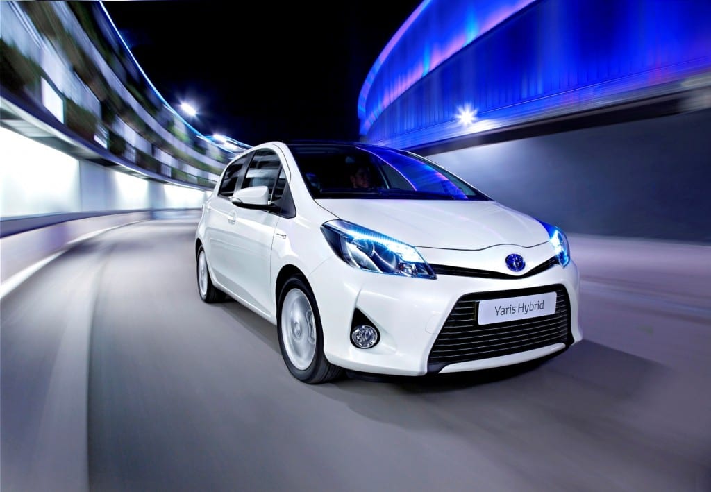 Toyota Yaris Hybrid www.e-motoring.com