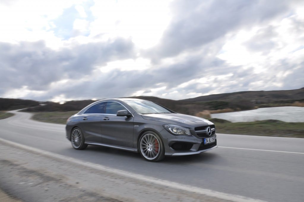 Mercedes-Benz CLA45 AMG www.e-motoring.com