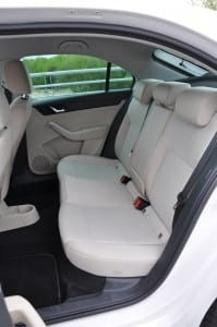 Skoda Rapid 1.6 TDI www.e-motoring.com