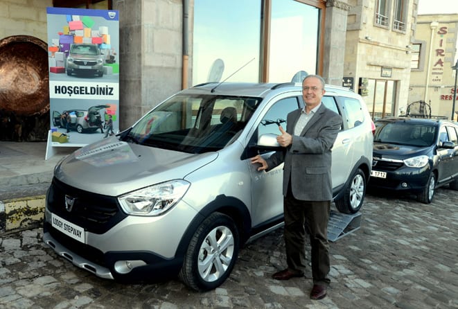 İbrahim Aybar -Lodgy Stepway www.e-motoring.com